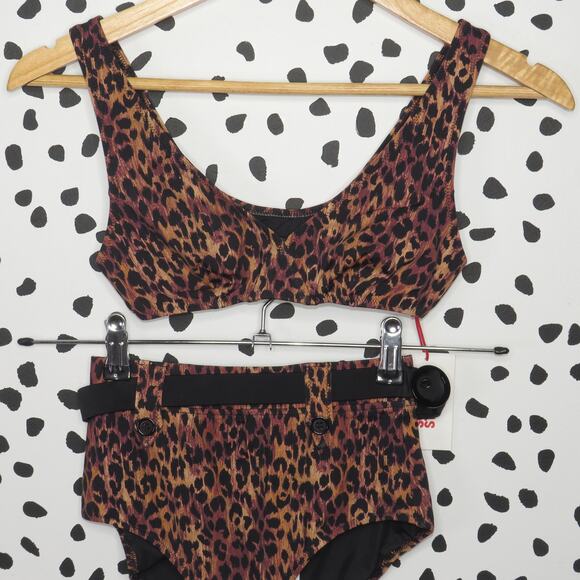 Solid & Striped Annie Leopard Print Belted High Waist Two Piece Swim Set - Picture 3 of 8